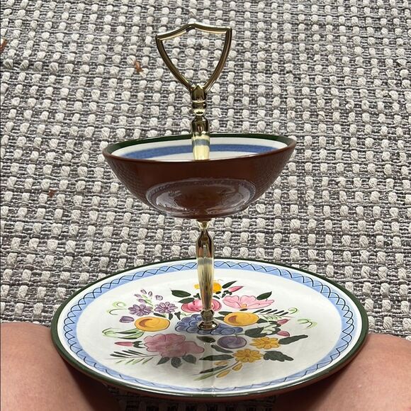 Vintage!! Floral Two-Tiered Serving Tray - Picture 4 of 11